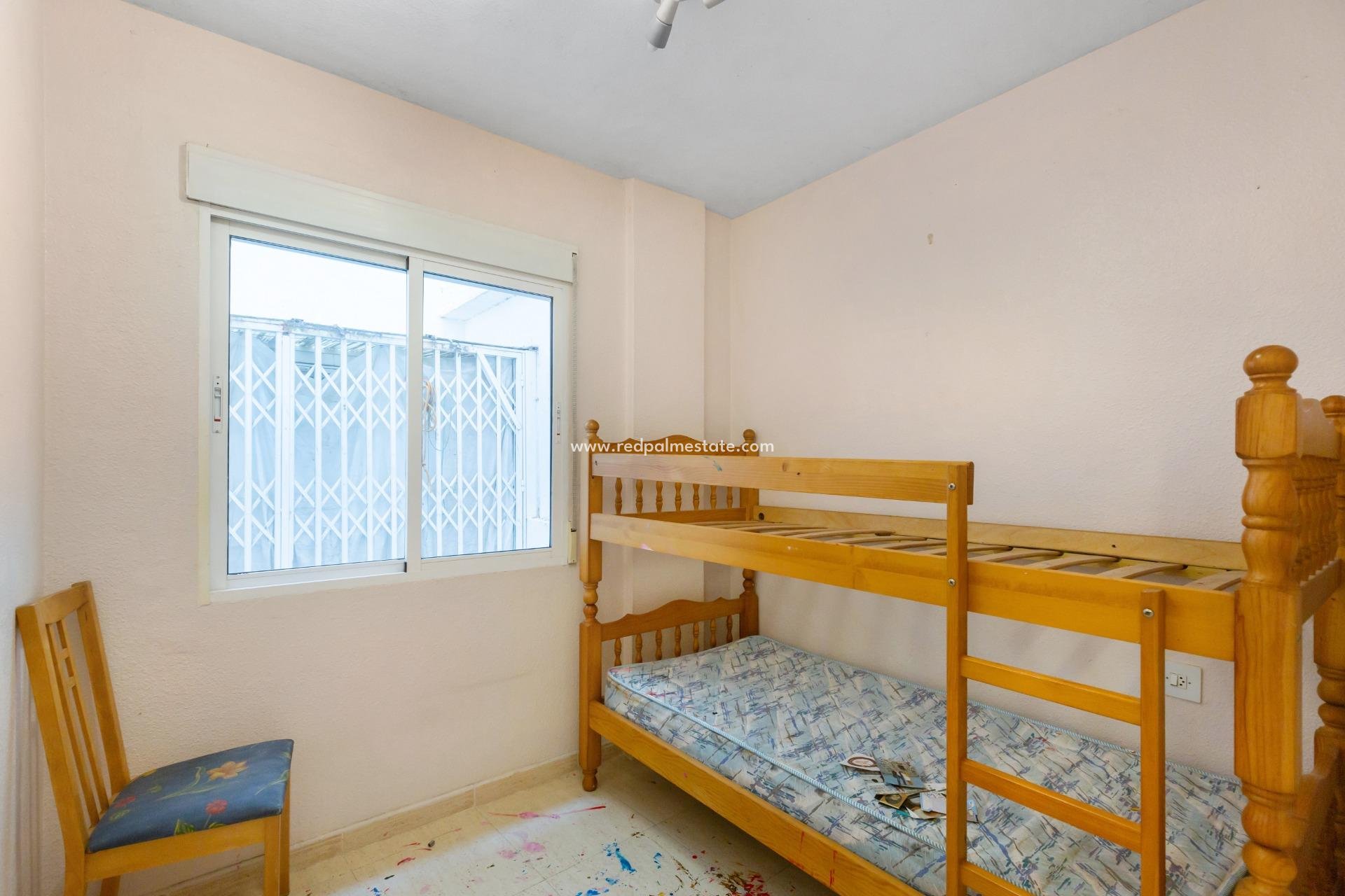 Resale - Apartments -
Torrevieja - Centro Torrevieja