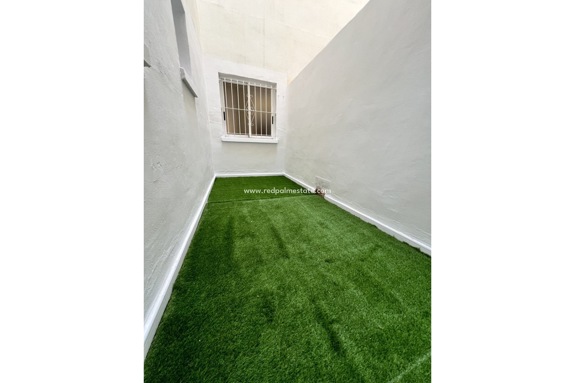 Resale - Apartments -
Torrevieja - Centro