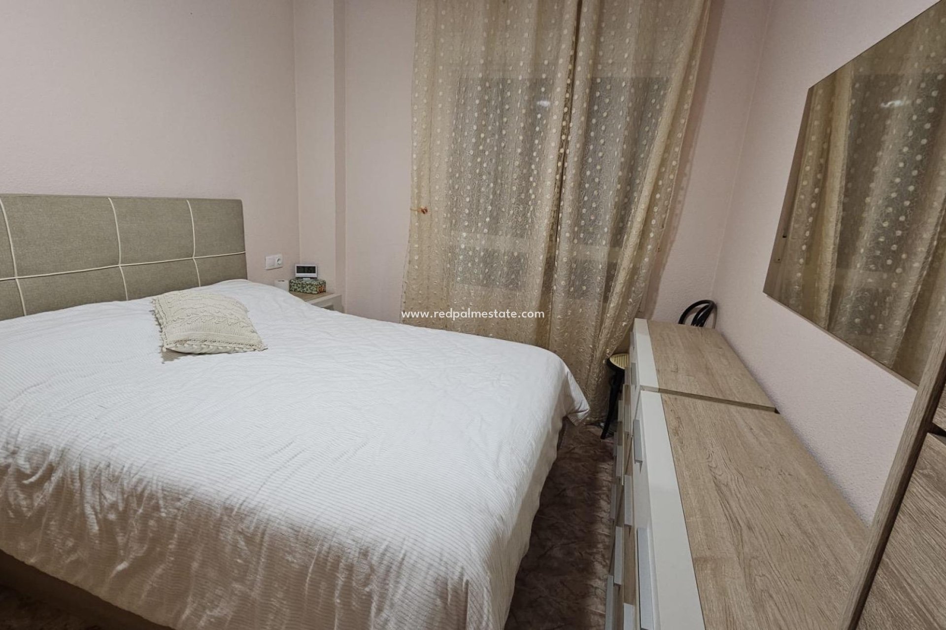 Resale - Apartments -
Torrevieja - Centro