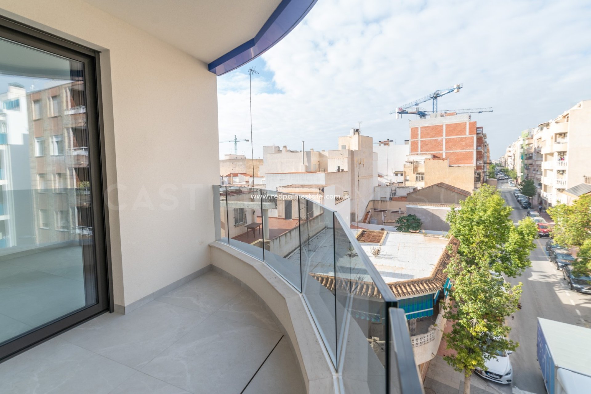 Resale - Apartments -
Torrevieja - Centro