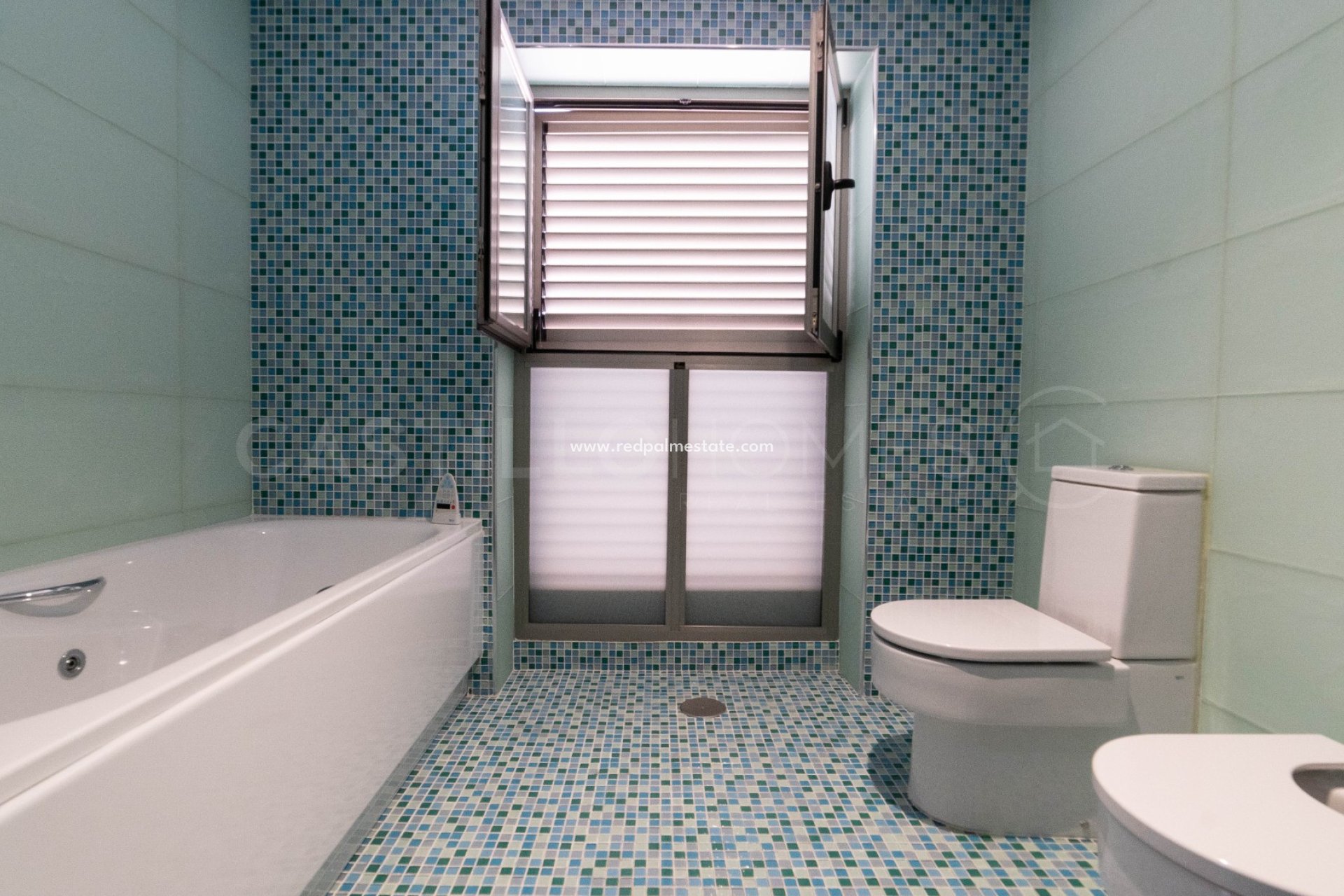 Resale - Apartments -
Torrevieja - Centro