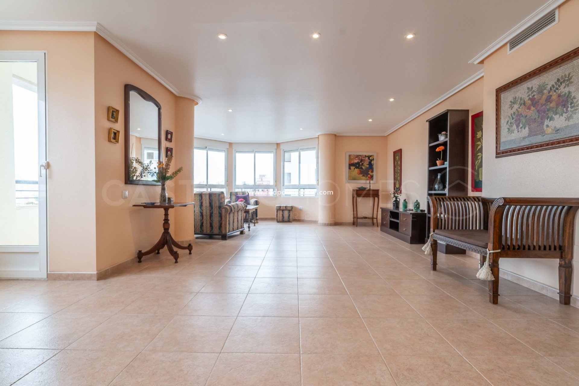 Resale - Apartments -
Torrevieja - Centro