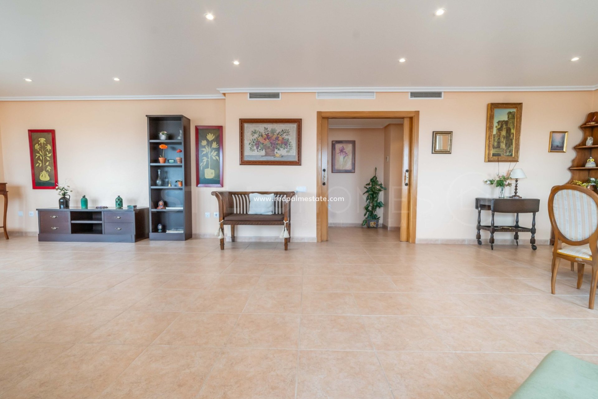 Resale - Apartments -
Torrevieja - Centro