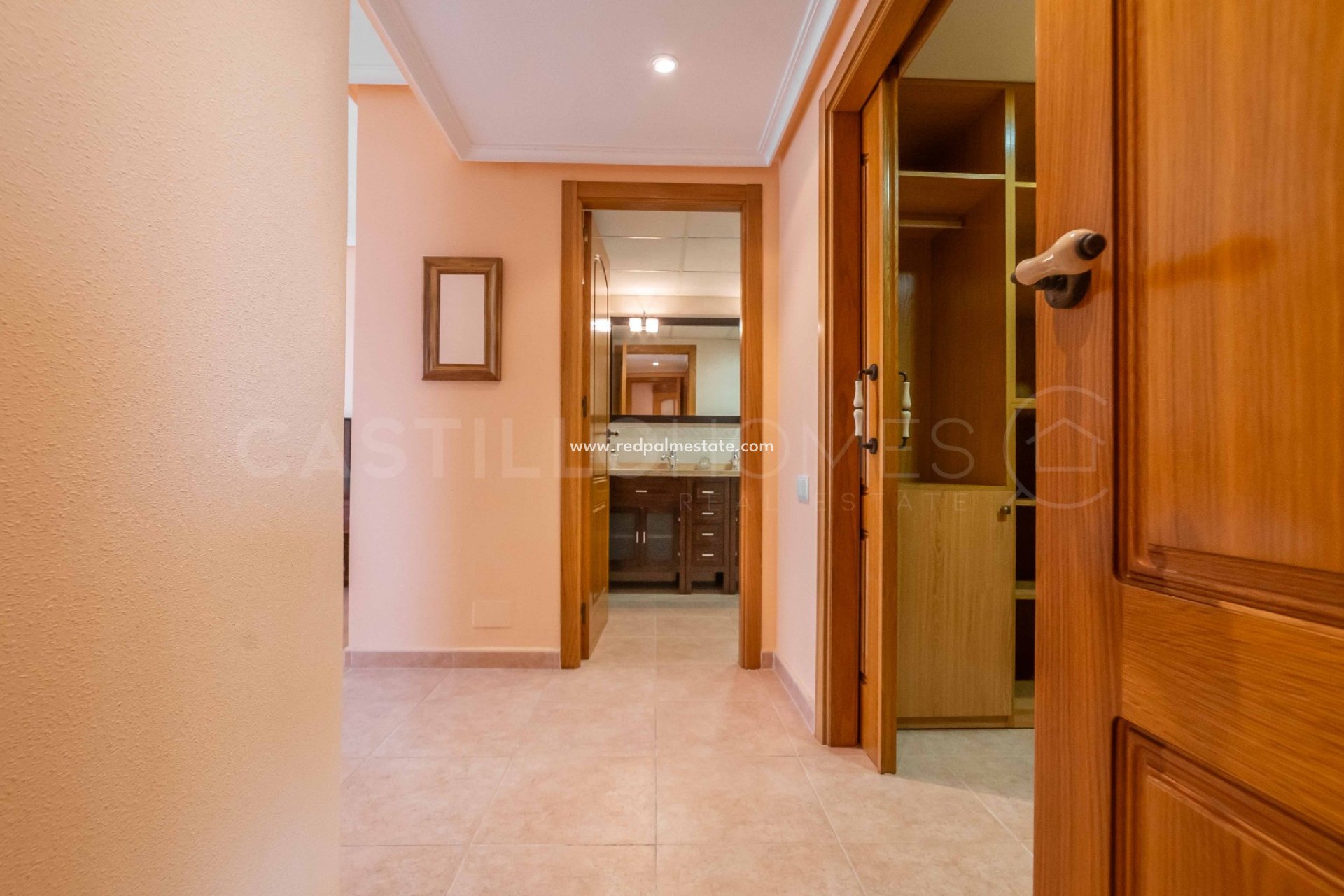 Resale - Apartments -
Torrevieja - Centro