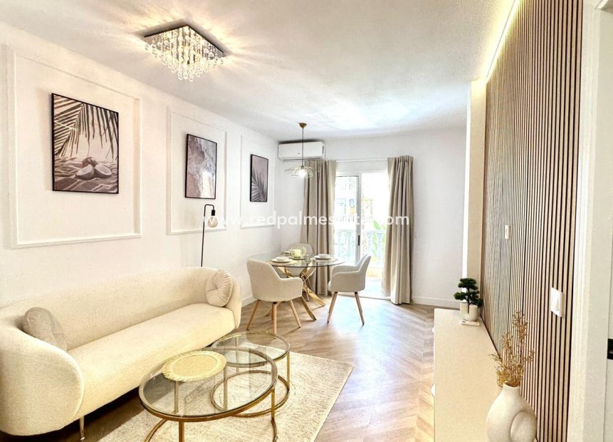 Resale - Apartments -
Torrevieja - Centro