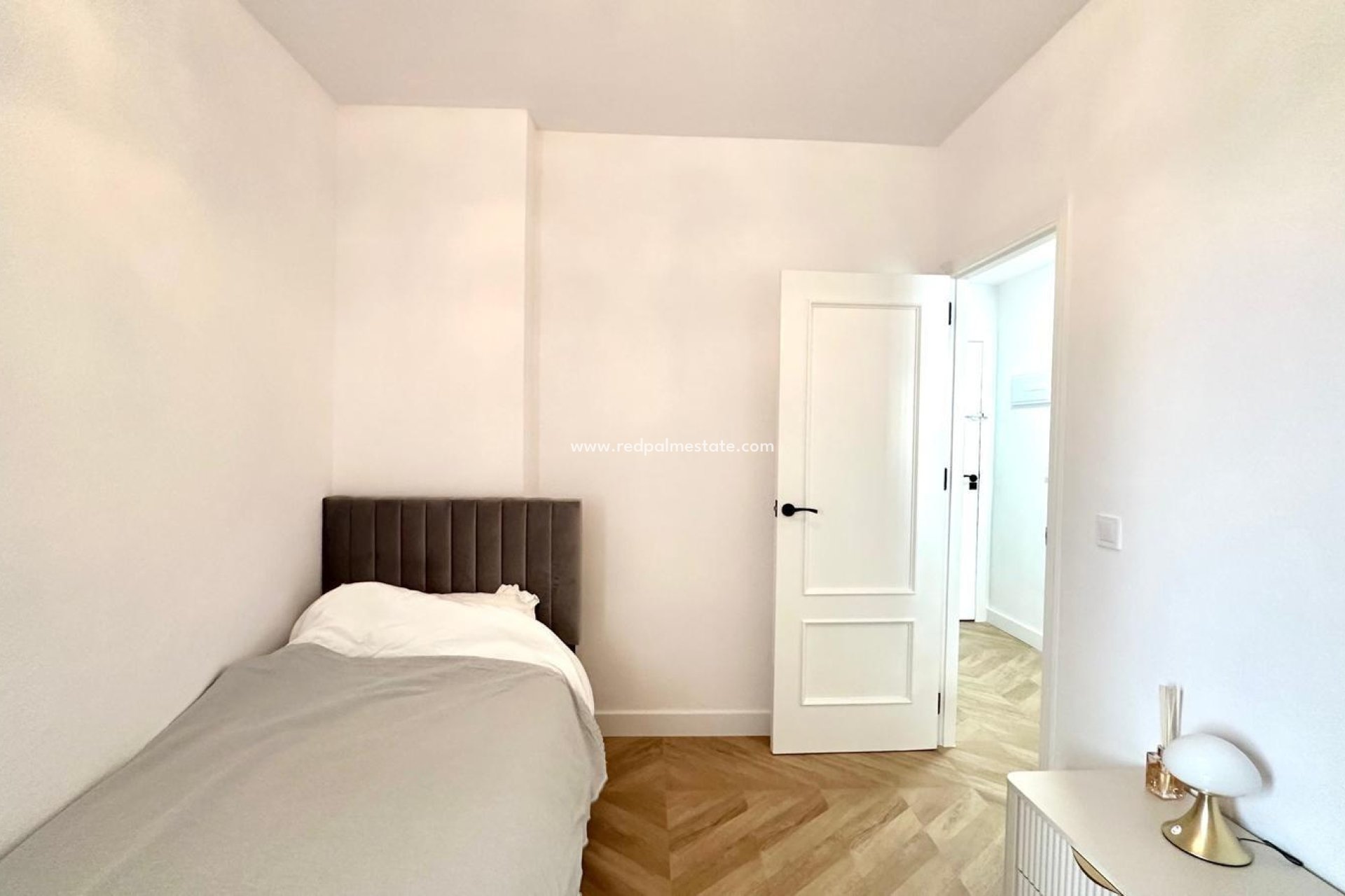 Resale - Apartments -
Torrevieja - Centro