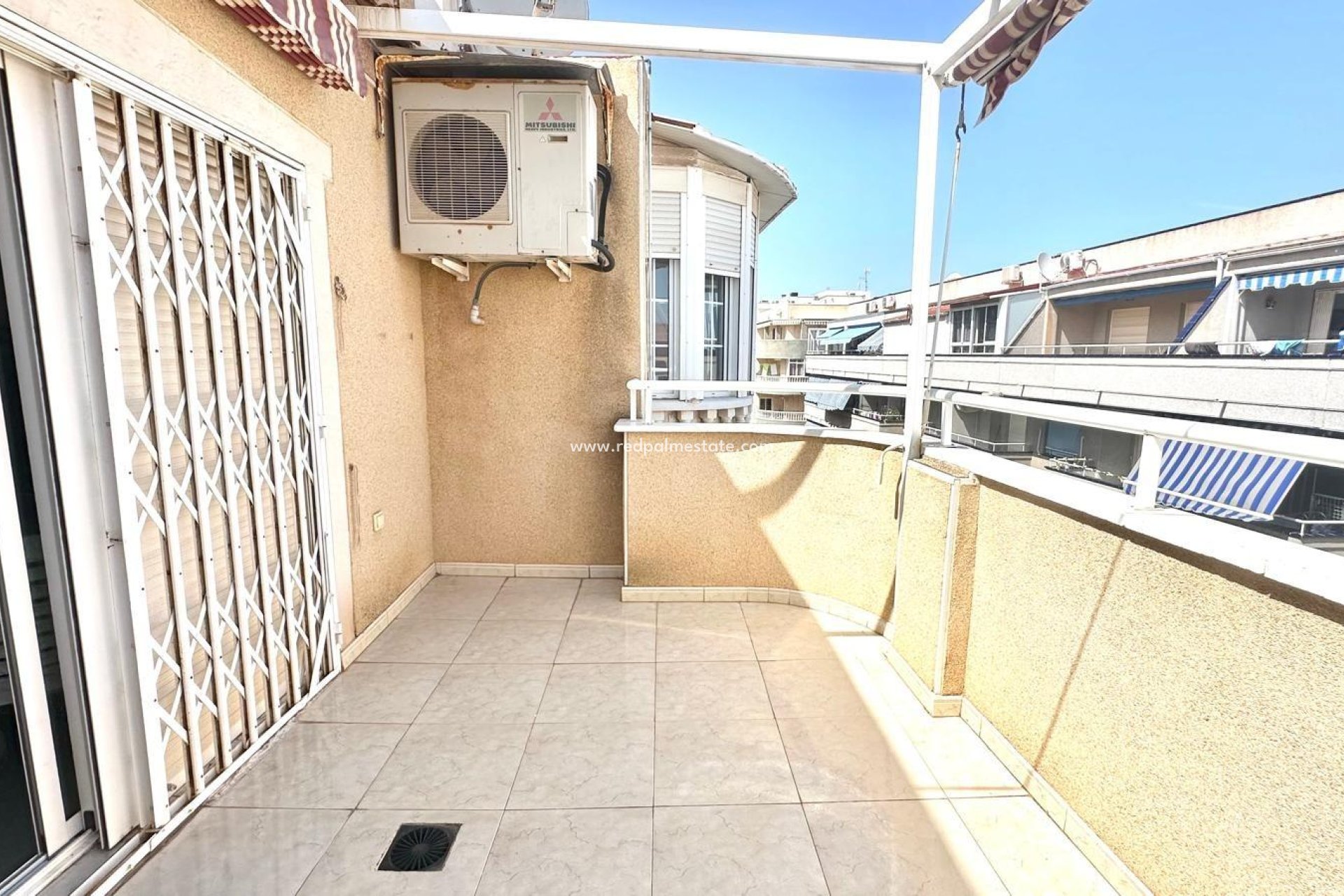 Resale - Apartments -
Torrevieja - Centro