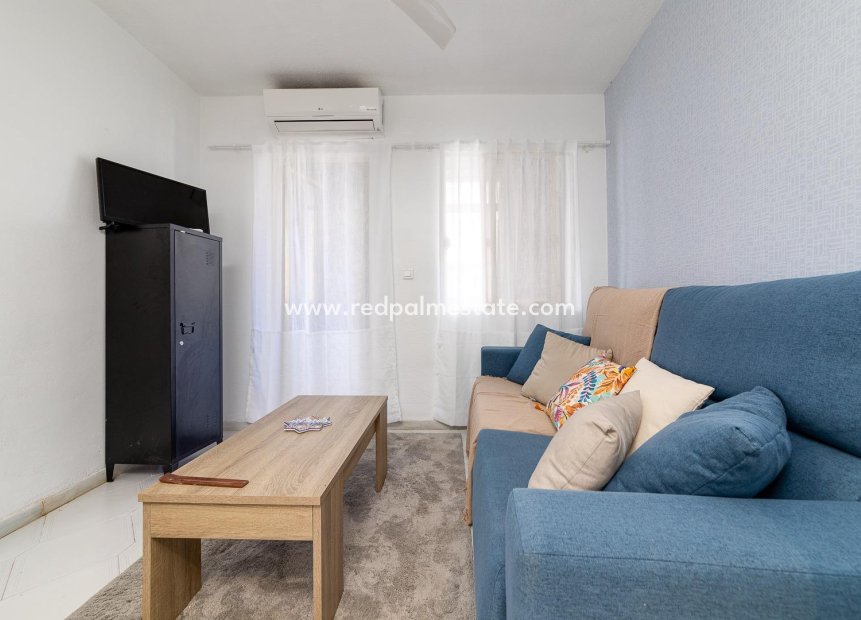 Resale - Apartments -
Torrevieja - Centro