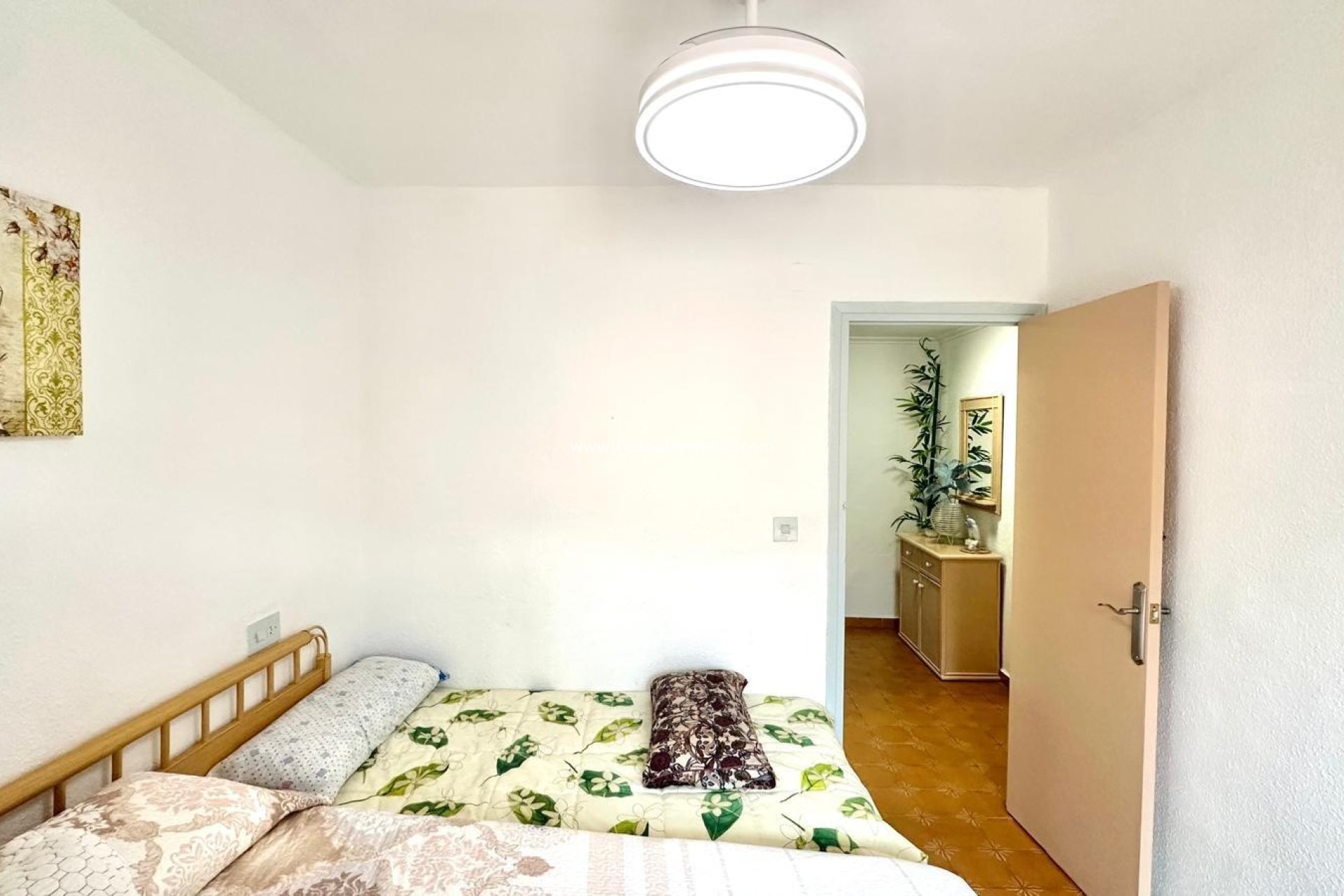 Resale - Apartments -
Torrevieja - Centro