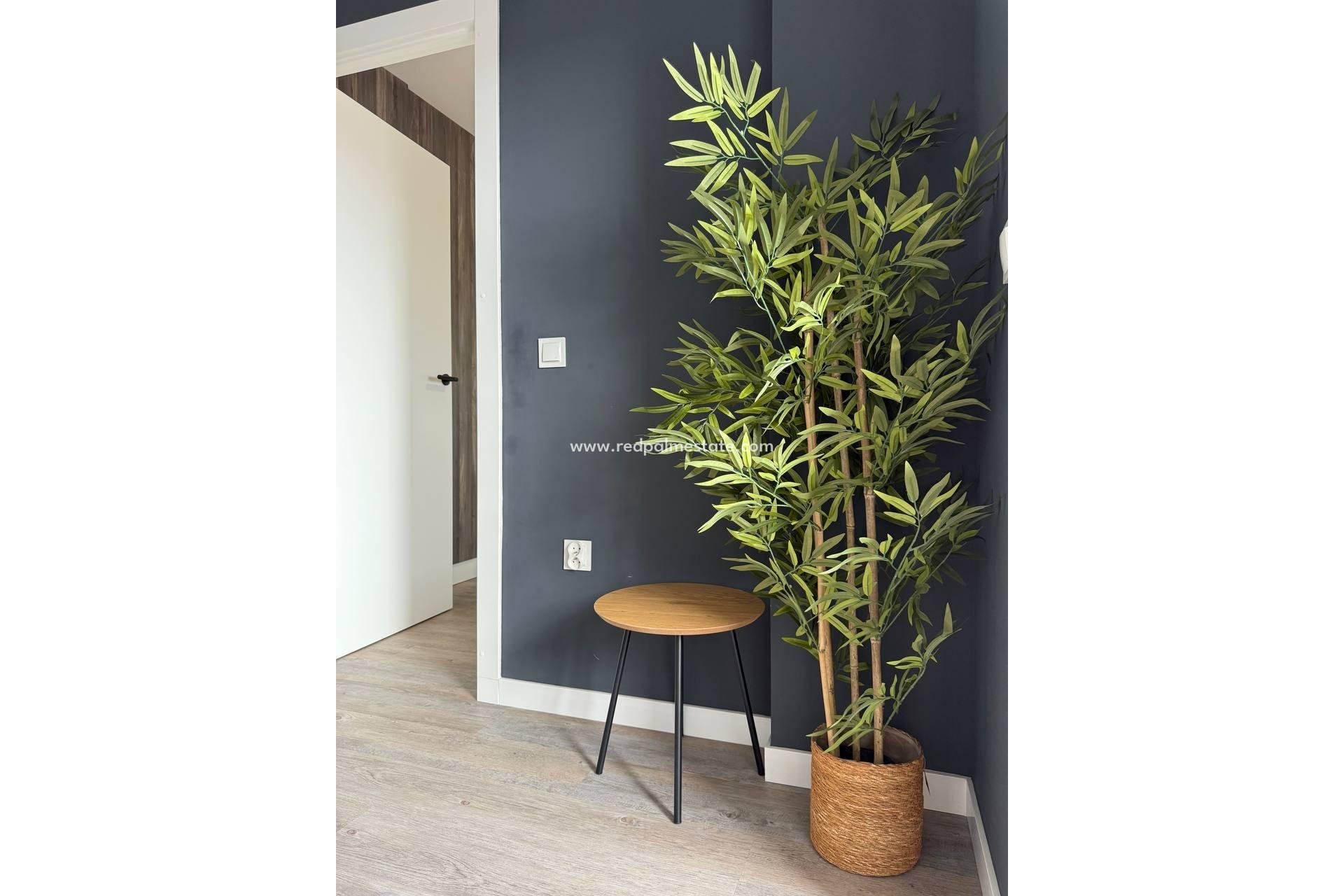 Resale - Apartments -
Torrevieja - Centro