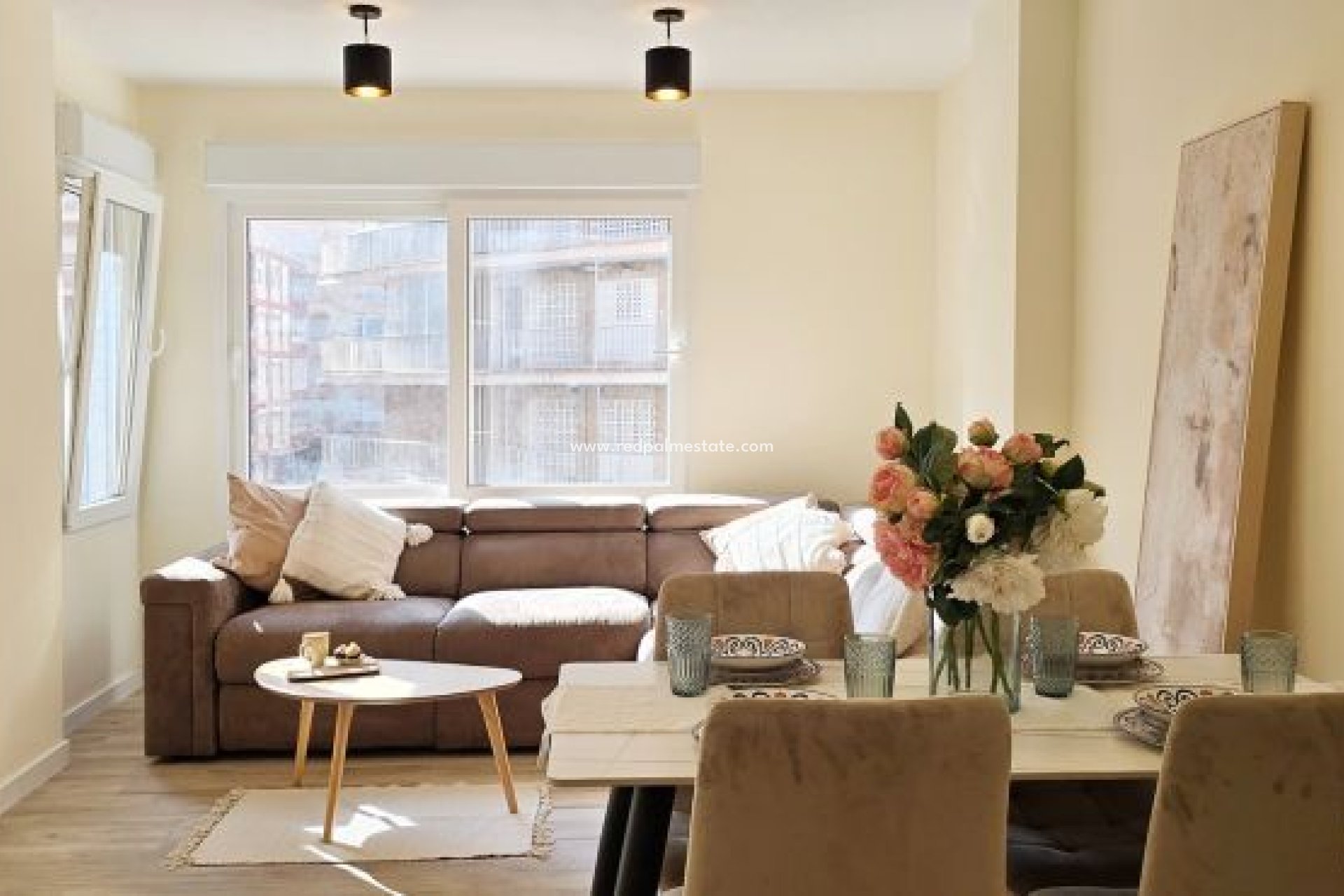 Resale - Apartments -
Torrevieja - Centro