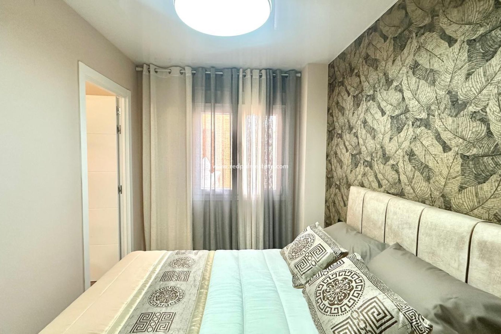 Resale - Apartments -
Torrevieja - Centro