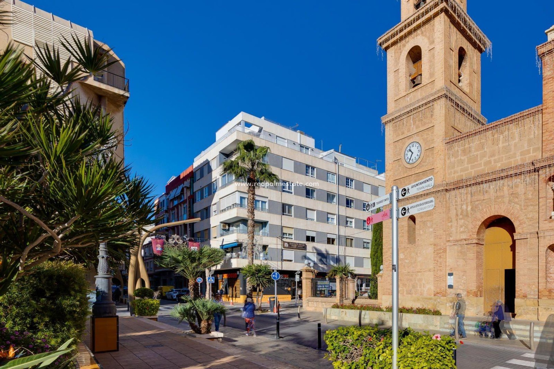 Resale - Apartments -
Torrevieja - Centro
