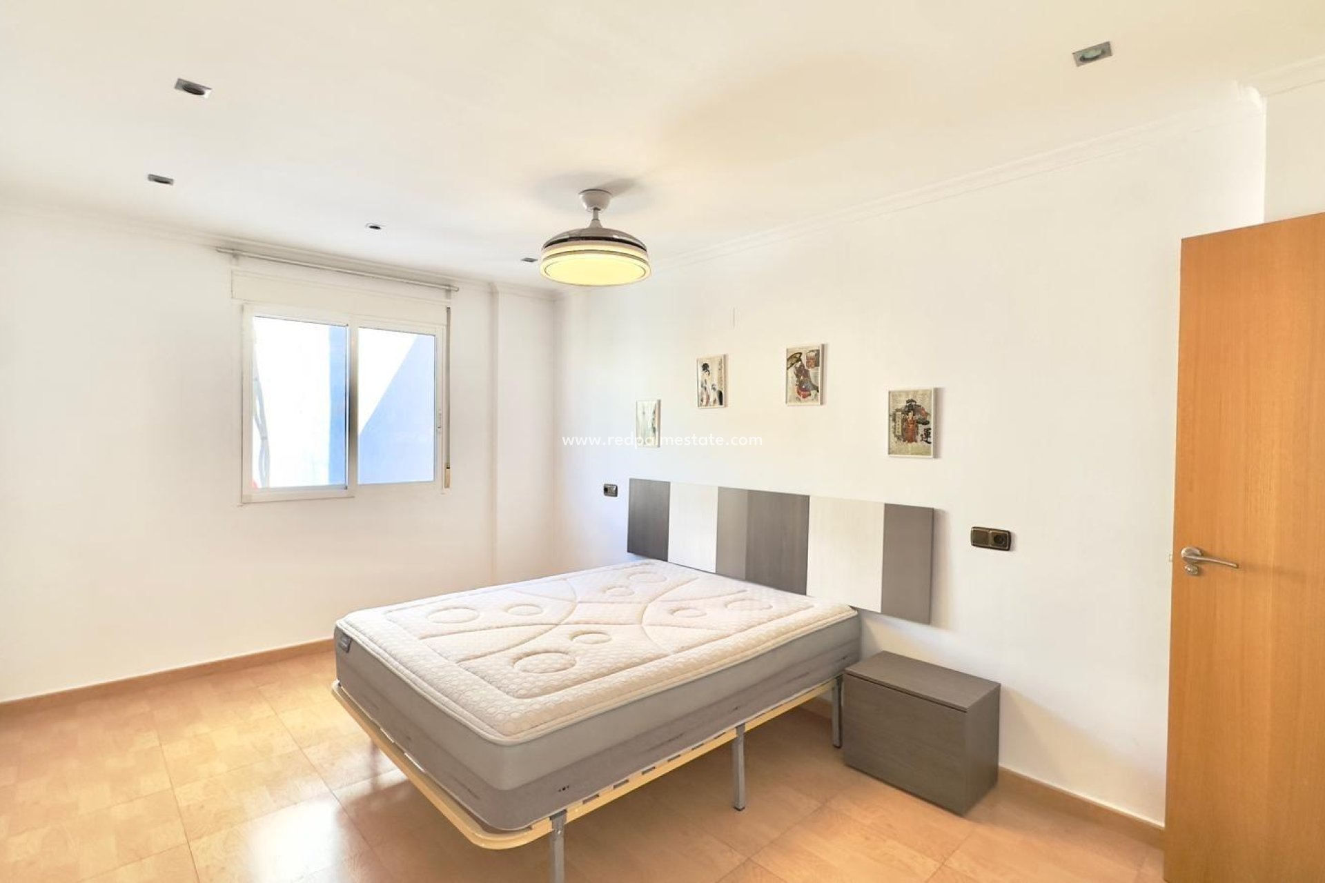 Resale - Apartments -
Torrevieja - Centro