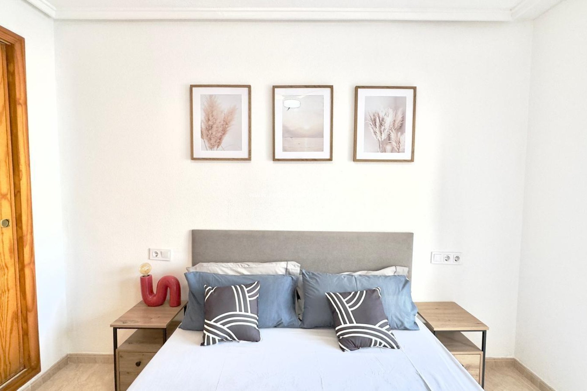 Resale - Apartments -
Torrevieja - Centro