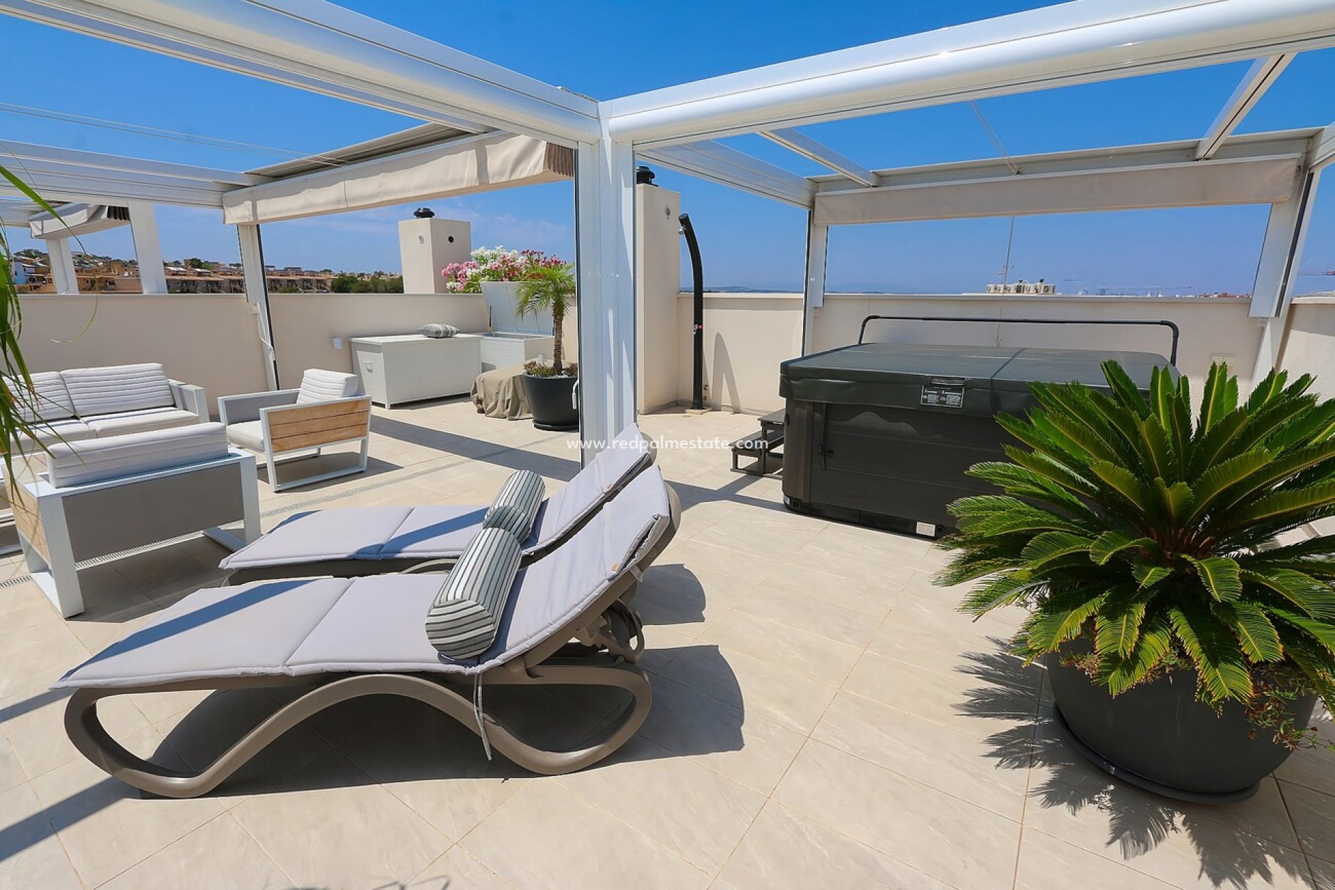 Resale - Apartments -
Torrevieja - Costa Blanca