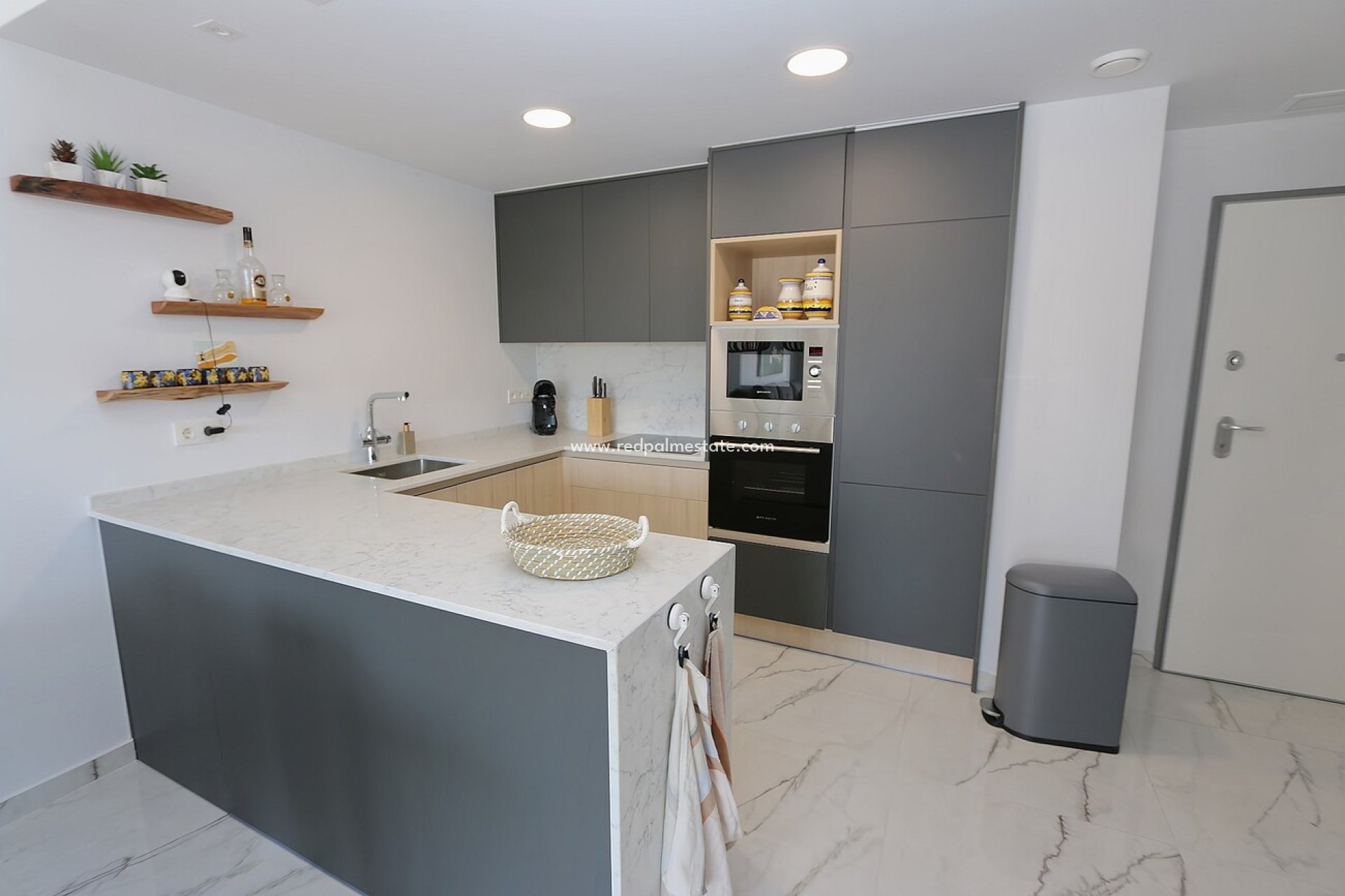 Resale - Apartments -
Torrevieja - Costa Blanca