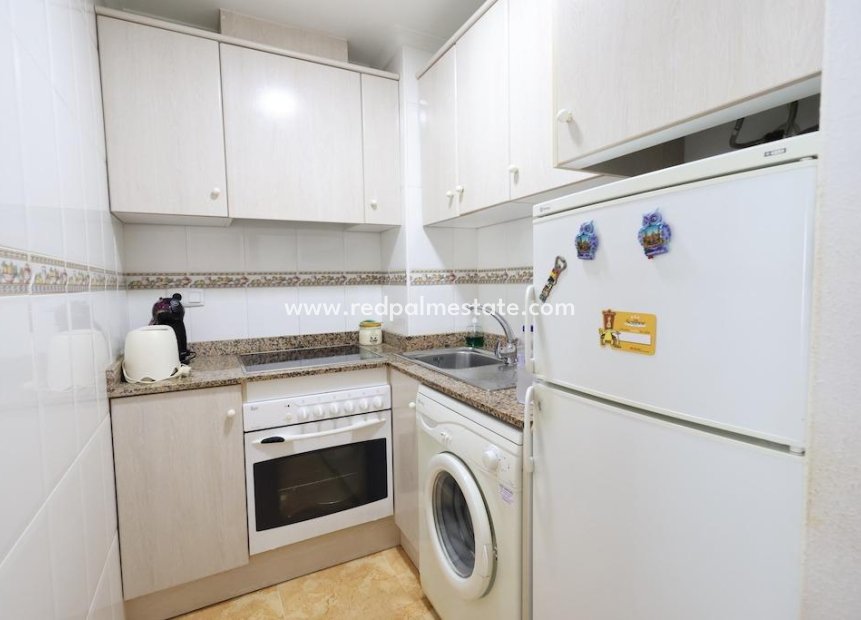 Resale - Apartments -
Torrevieja - El Acequión - Los Náufragos