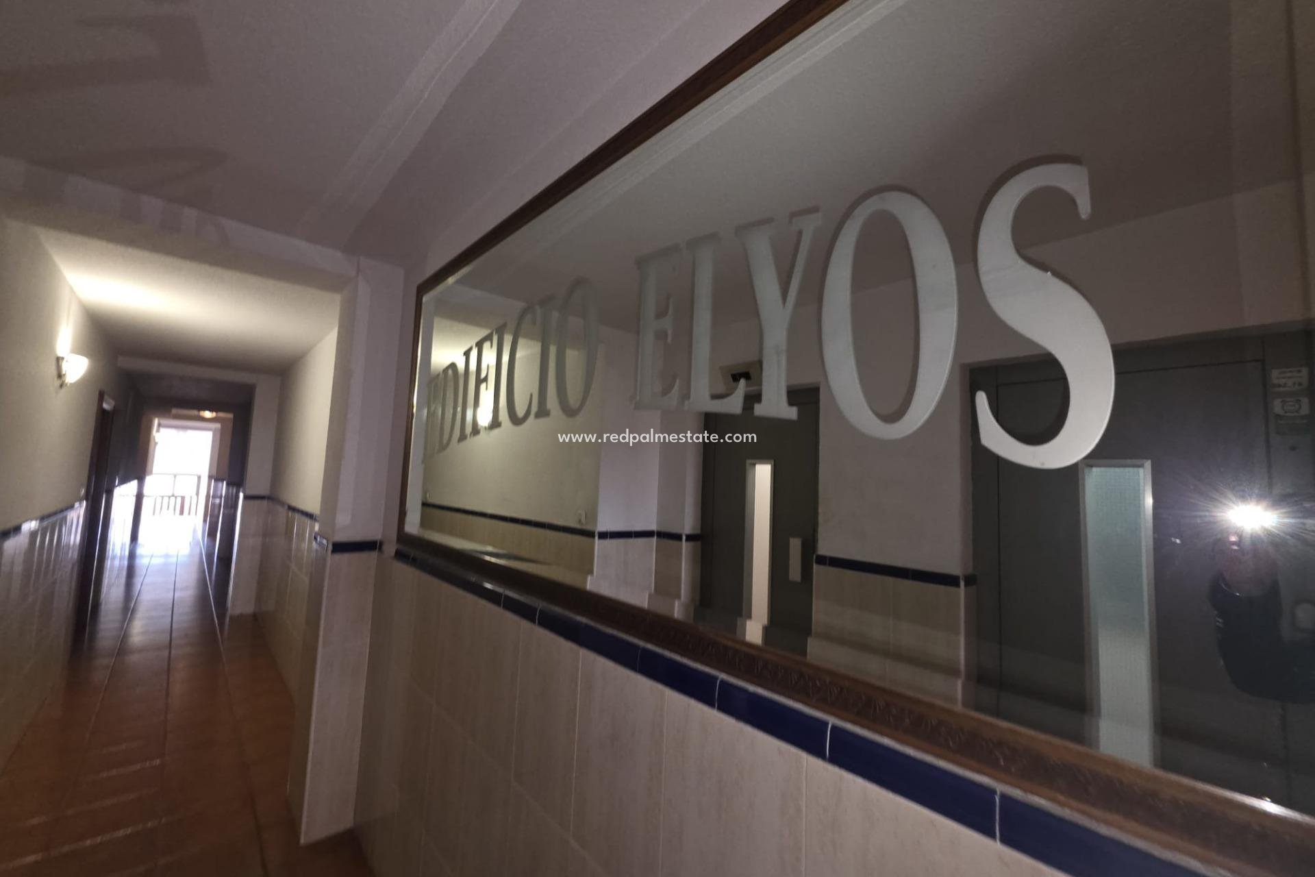 Resale - Apartments -
Torrevieja - El Acequión - Los Náufragos