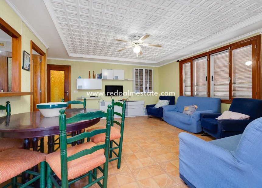 Resale - Apartments -
Torrevieja - El Acequión - Los Náufragos