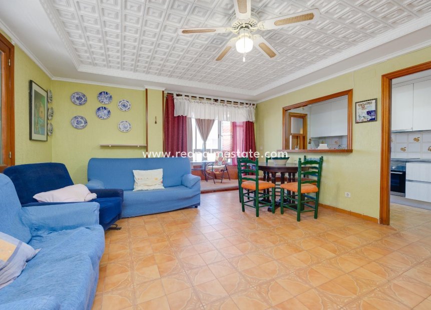 Resale - Apartments -
Torrevieja - El Acequión - Los Náufragos