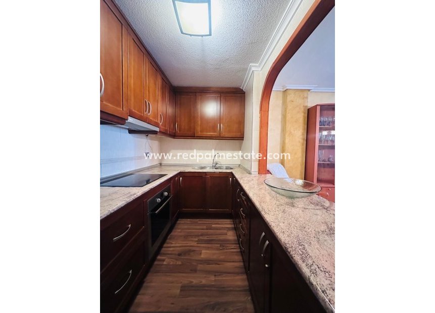 Resale - Apartments -
Torrevieja - El Acequión - Los Náufragos