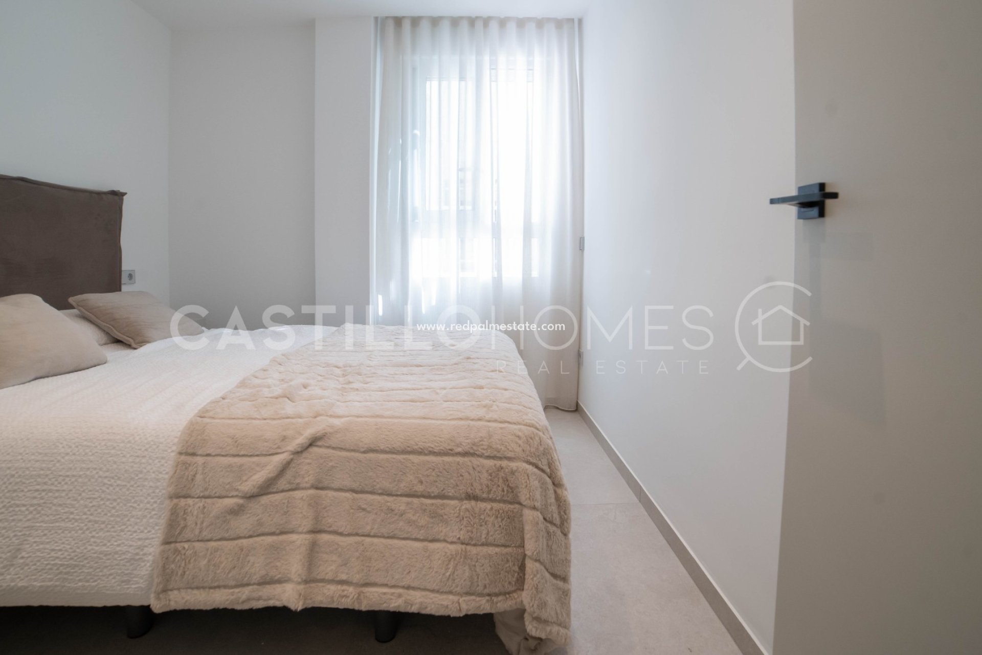 Resale - Apartments -
Torrevieja - El Acequión - Los Náufragos