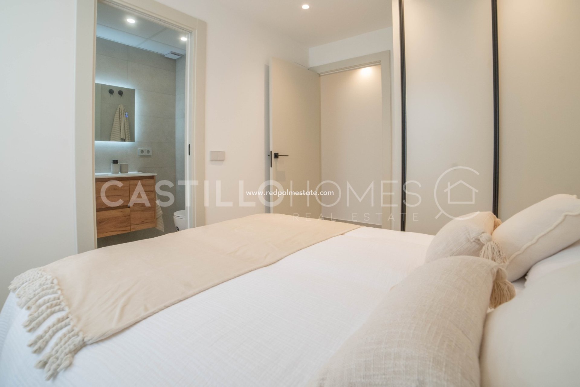 Resale - Apartments -
Torrevieja - El Acequión - Los Náufragos