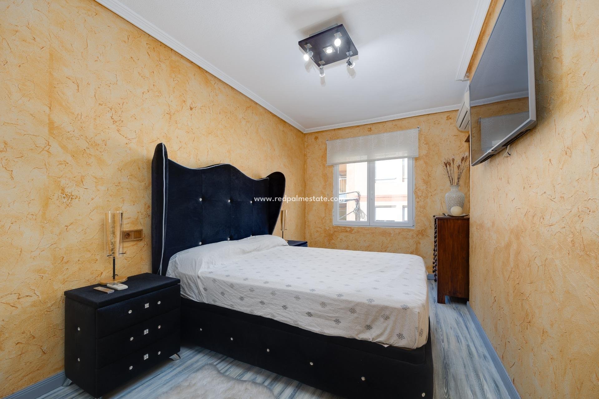 Resale - Apartments -
Torrevieja - El Acequión - Los Náufragos