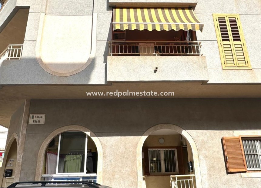 Resale - Apartments -
Torrevieja - El Acequión - Los Náufragos
