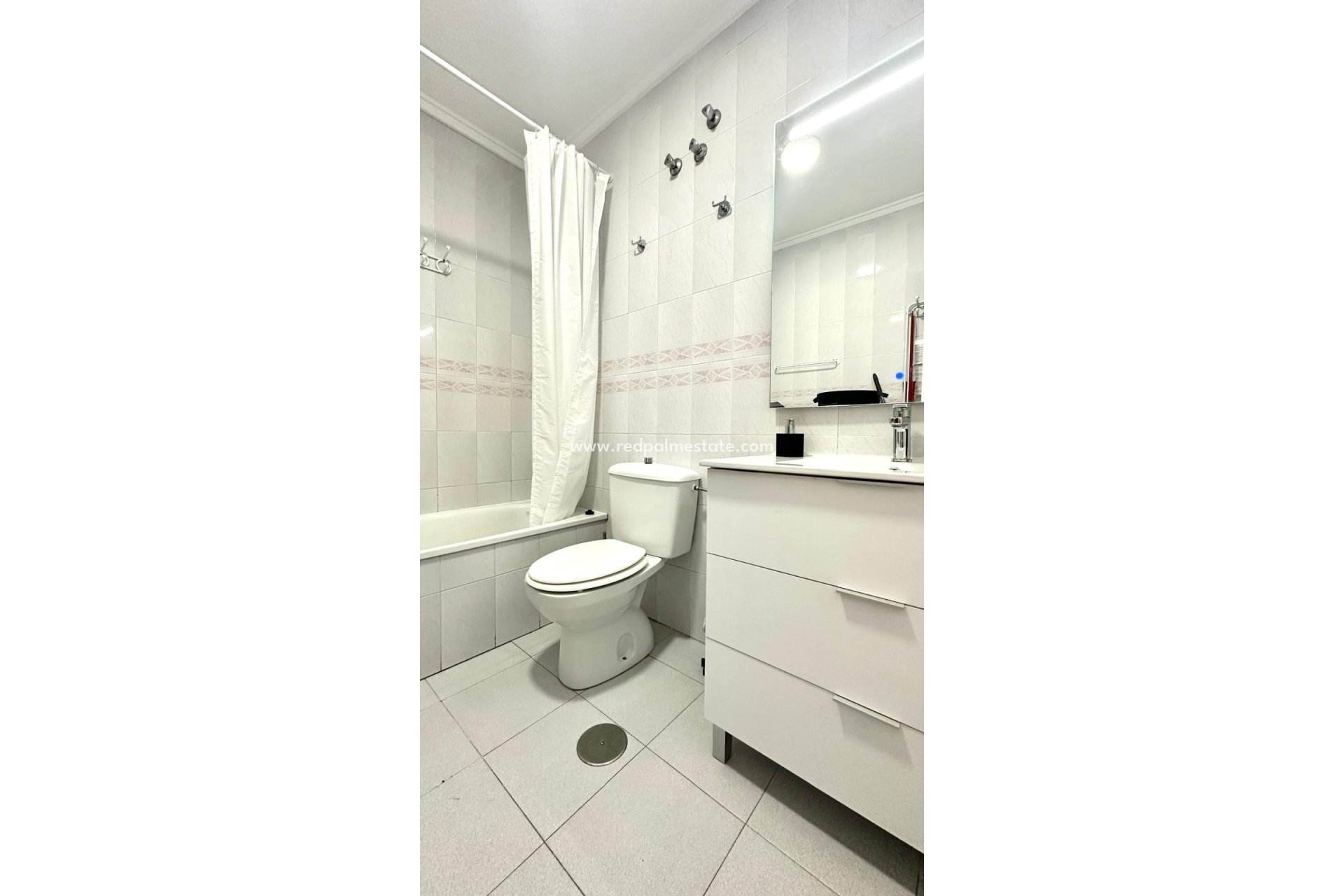 Resale - Apartments -
Torrevieja - El Acequión - Los Náufragos