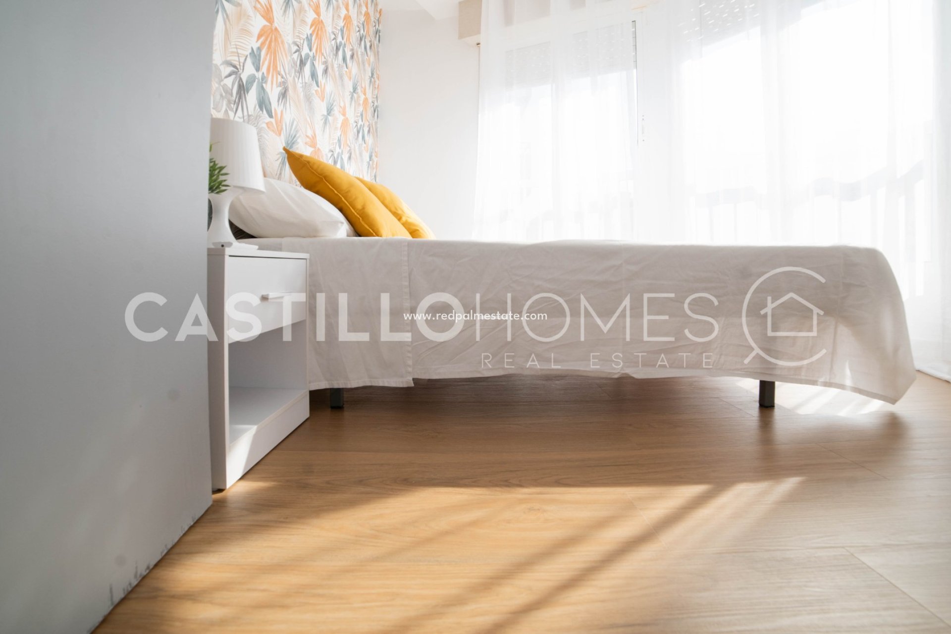 Resale - Apartments -
Torrevieja - El Acequión - Los Náufragos