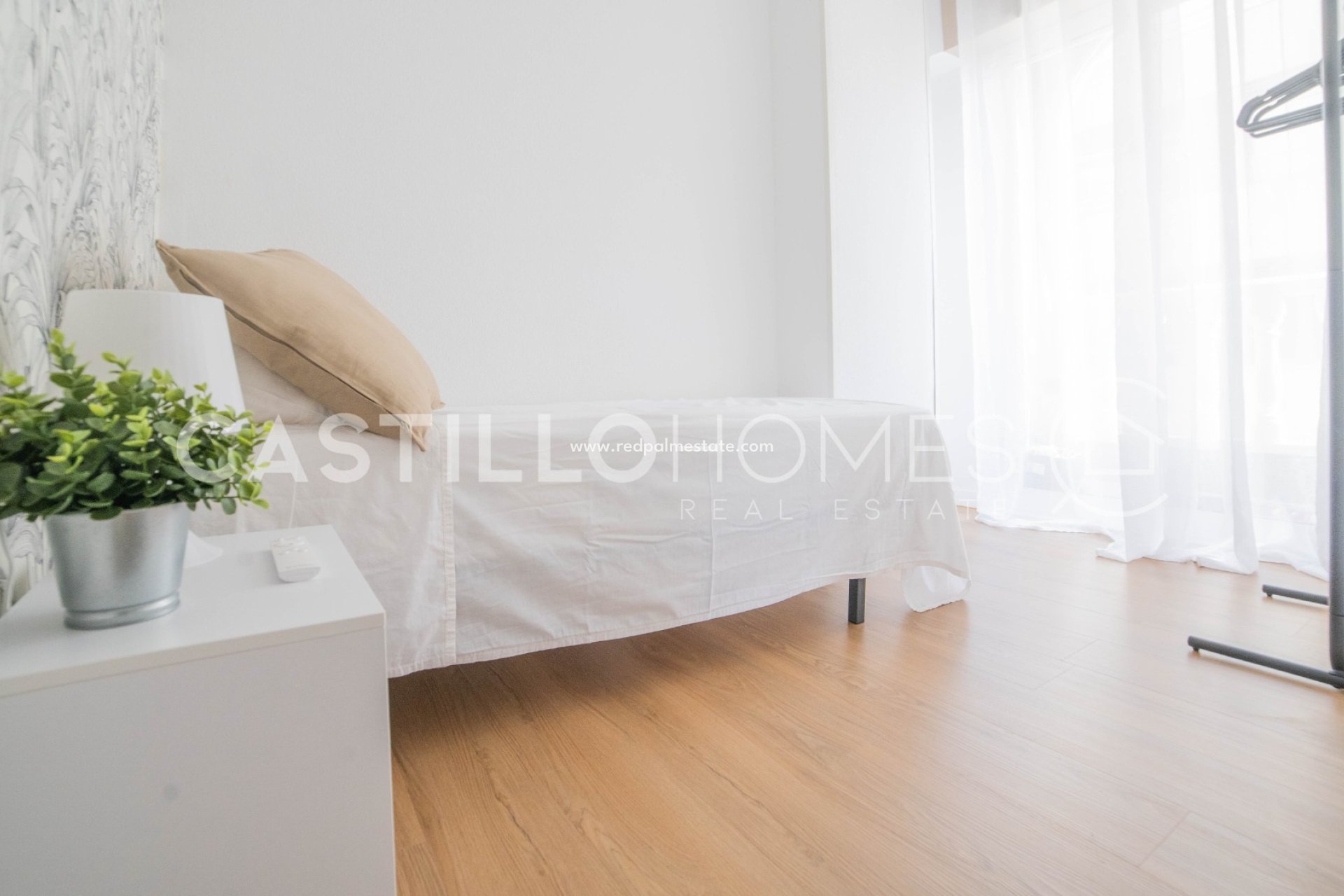 Resale - Apartments -
Torrevieja - El Acequión - Los Náufragos