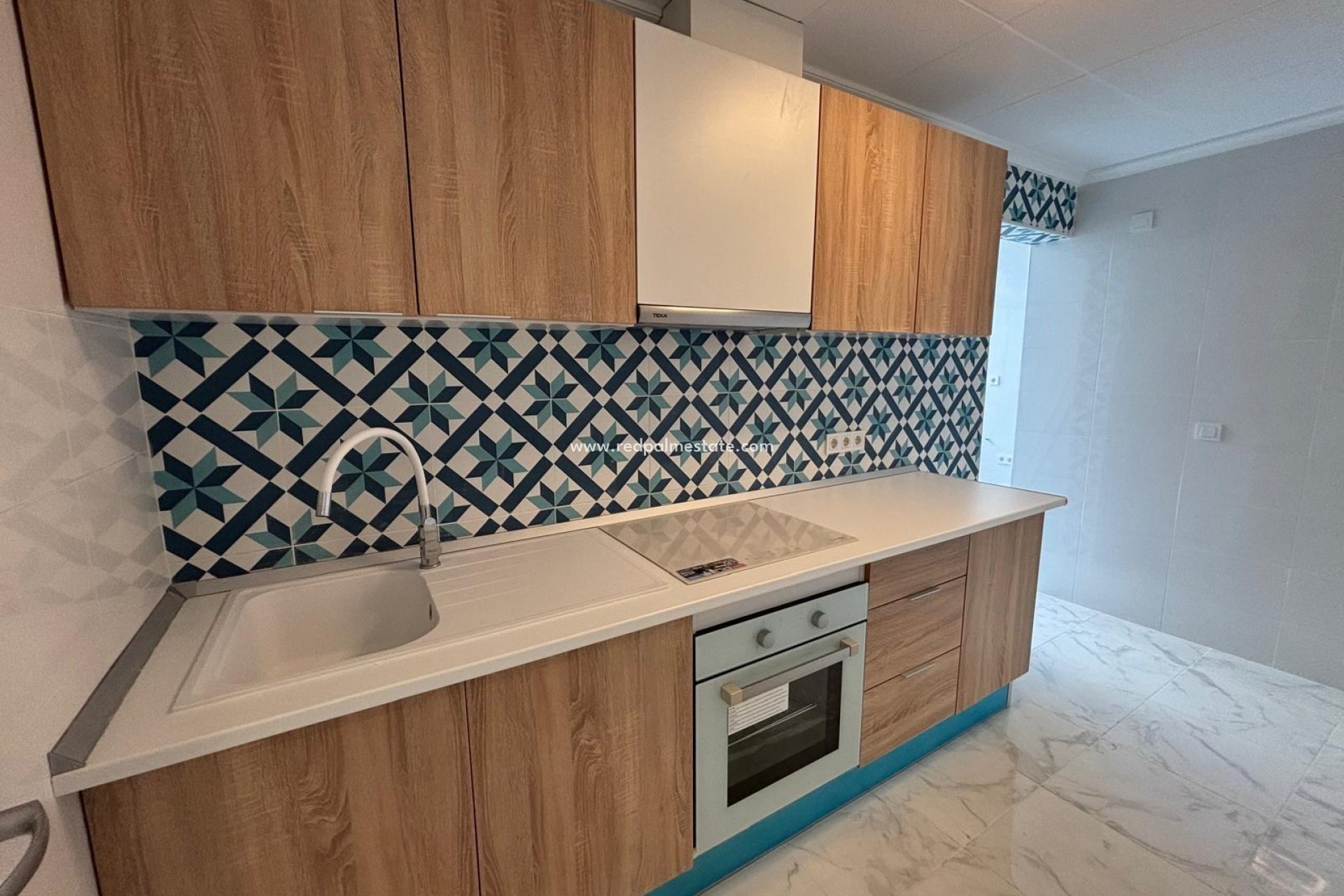 Resale - Apartments -
Torrevieja - El Acequión - Los Náufragos