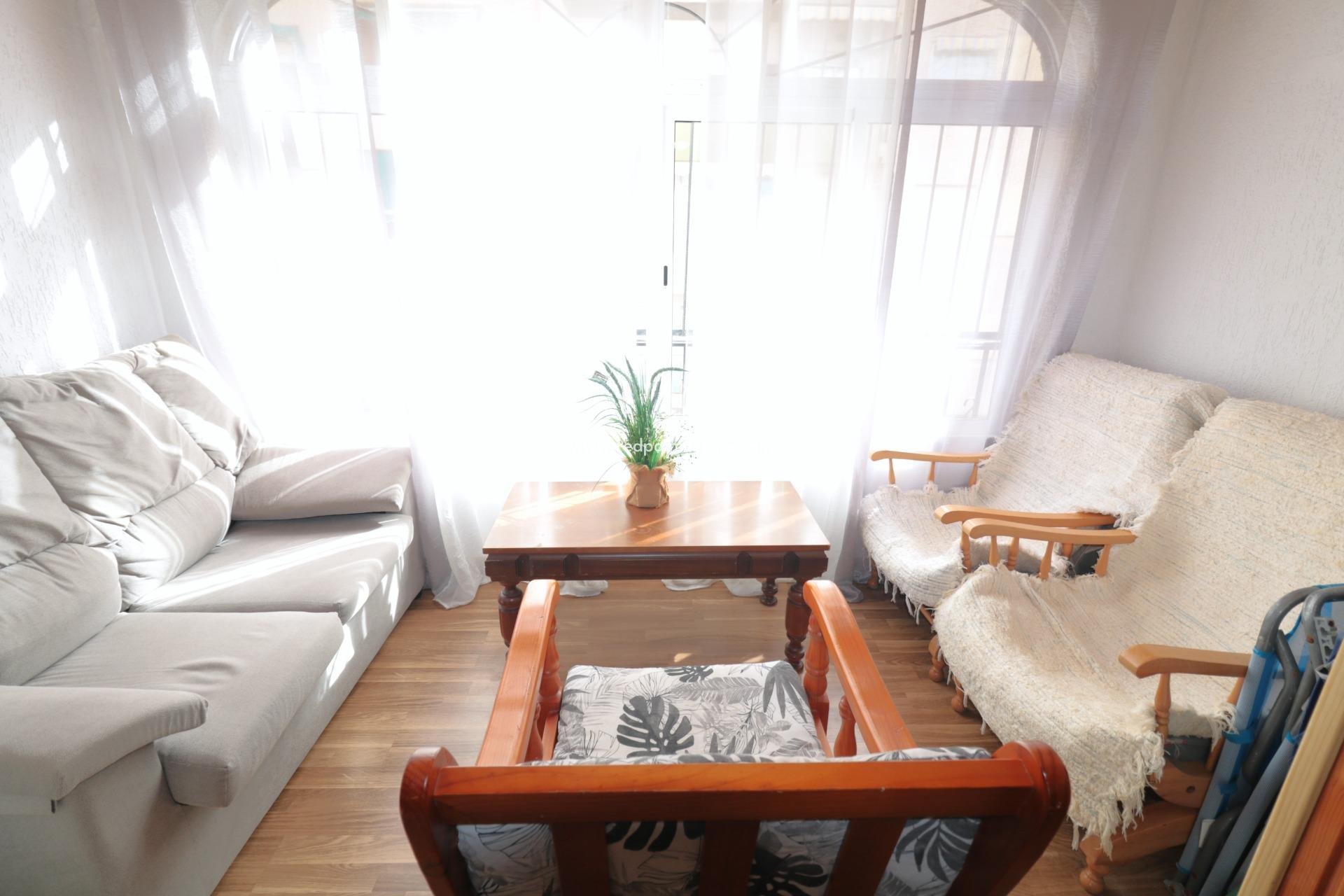 Resale - Apartments -
Torrevieja - El Acequión - Los Náufragos