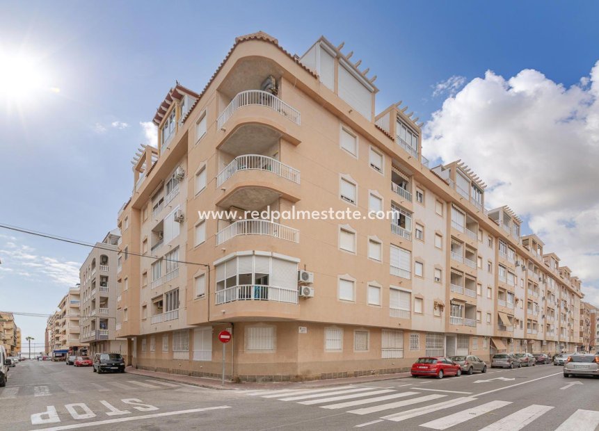 Resale - Apartments -
Torrevieja - El Acequión - Los Náufragos