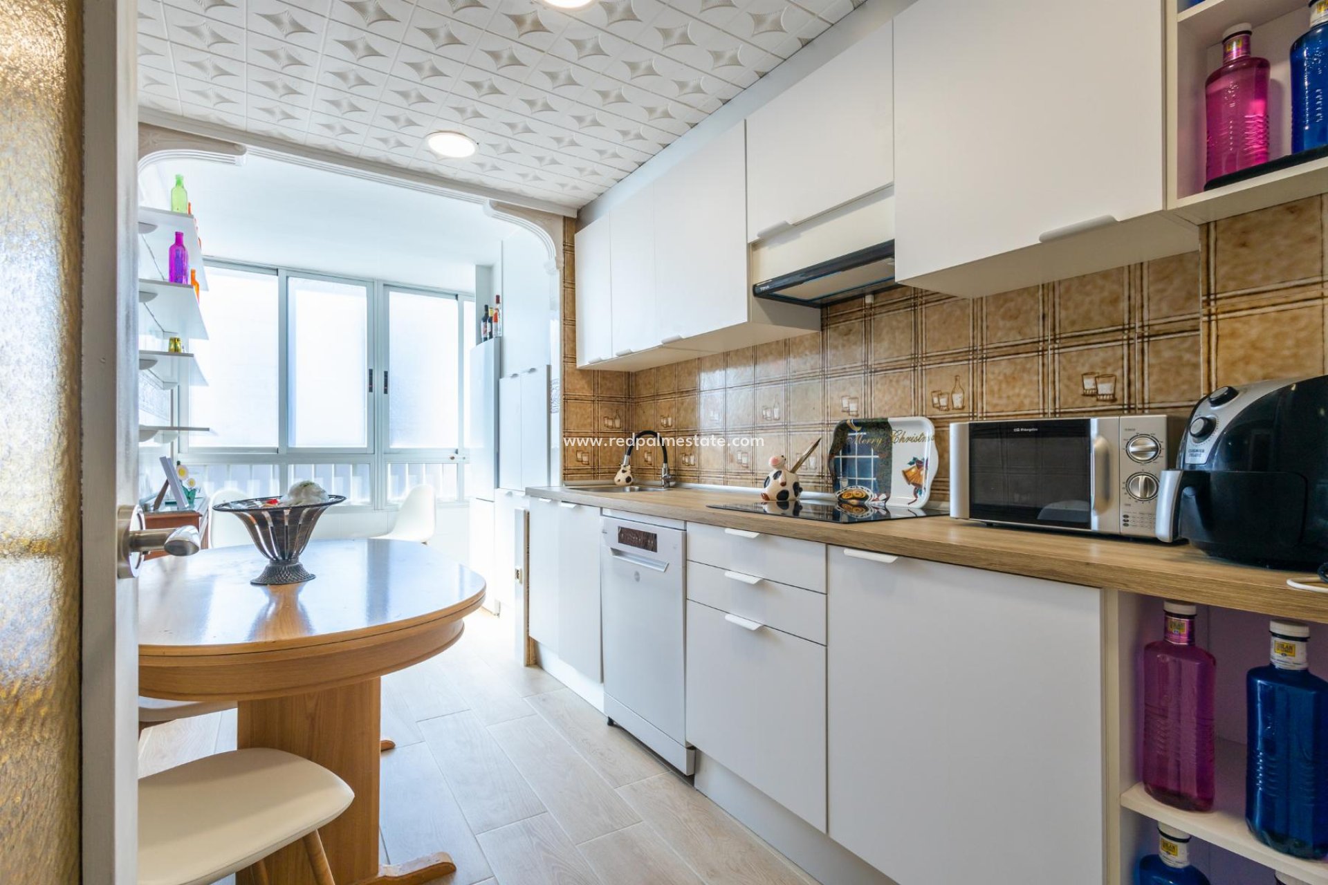 Resale - Apartments -
Torrevieja - El Acequión - Los Náufragos