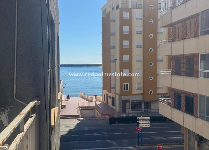 Resale - Apartments -
Torrevieja - El Acequión - Los Náufragos
