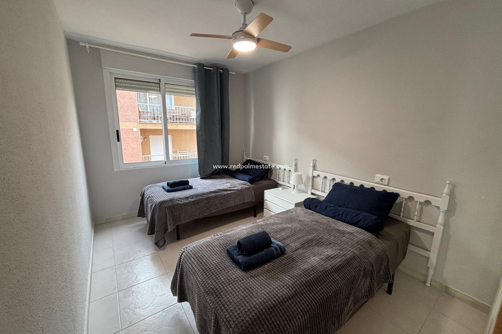 Resale - Apartments -
Torrevieja - El Acequión - Los Náufragos