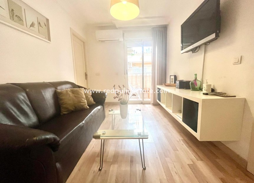 Resale - Apartments -
Torrevieja - El Acequión - Los Náufragos