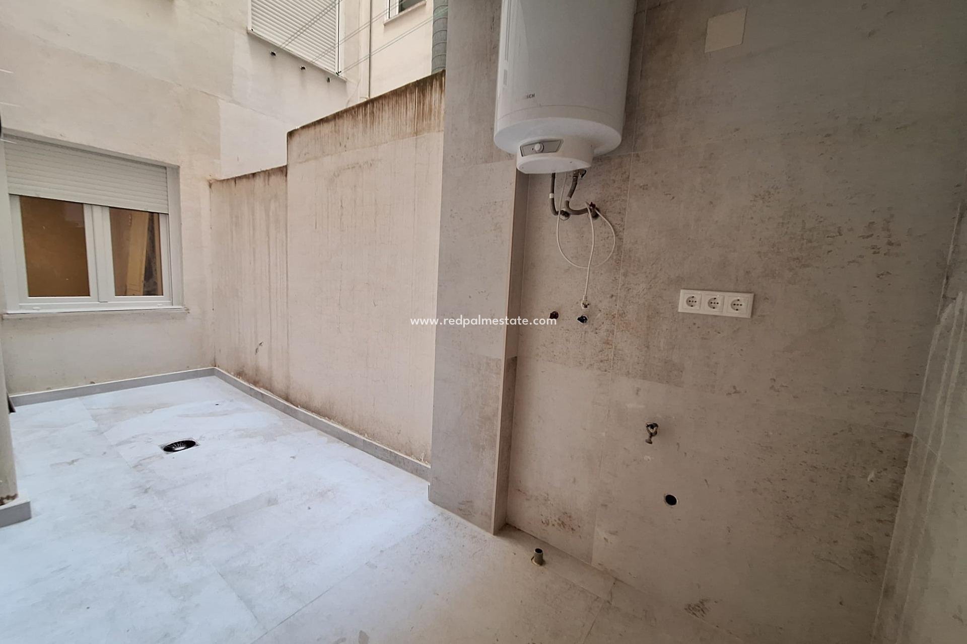 Resale - Apartments -
Torrevieja - El Acequión - Los Náufragos