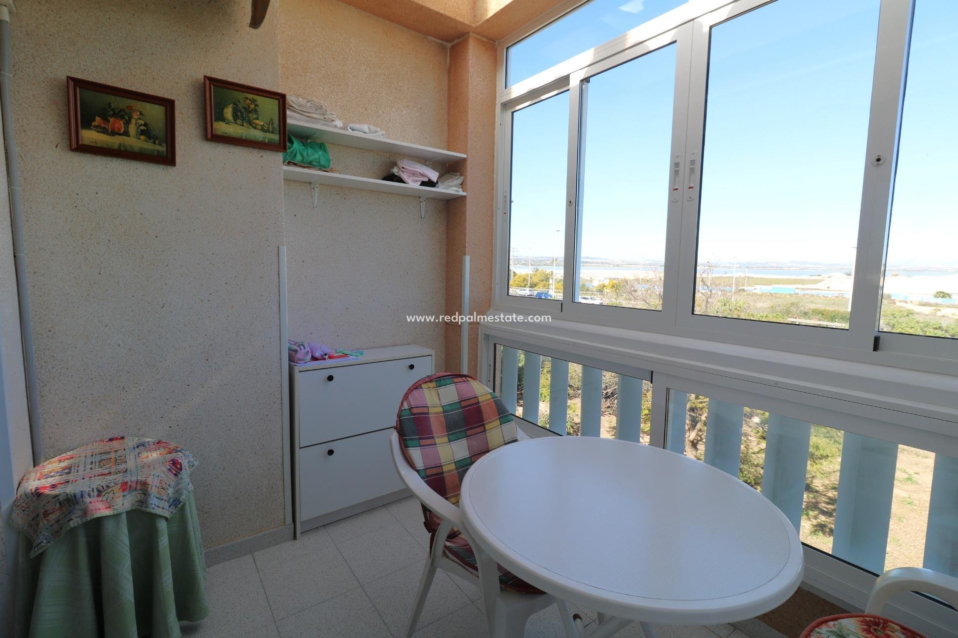 Resale - Apartments -
Torrevieja - El Acequión - Los Náufragos