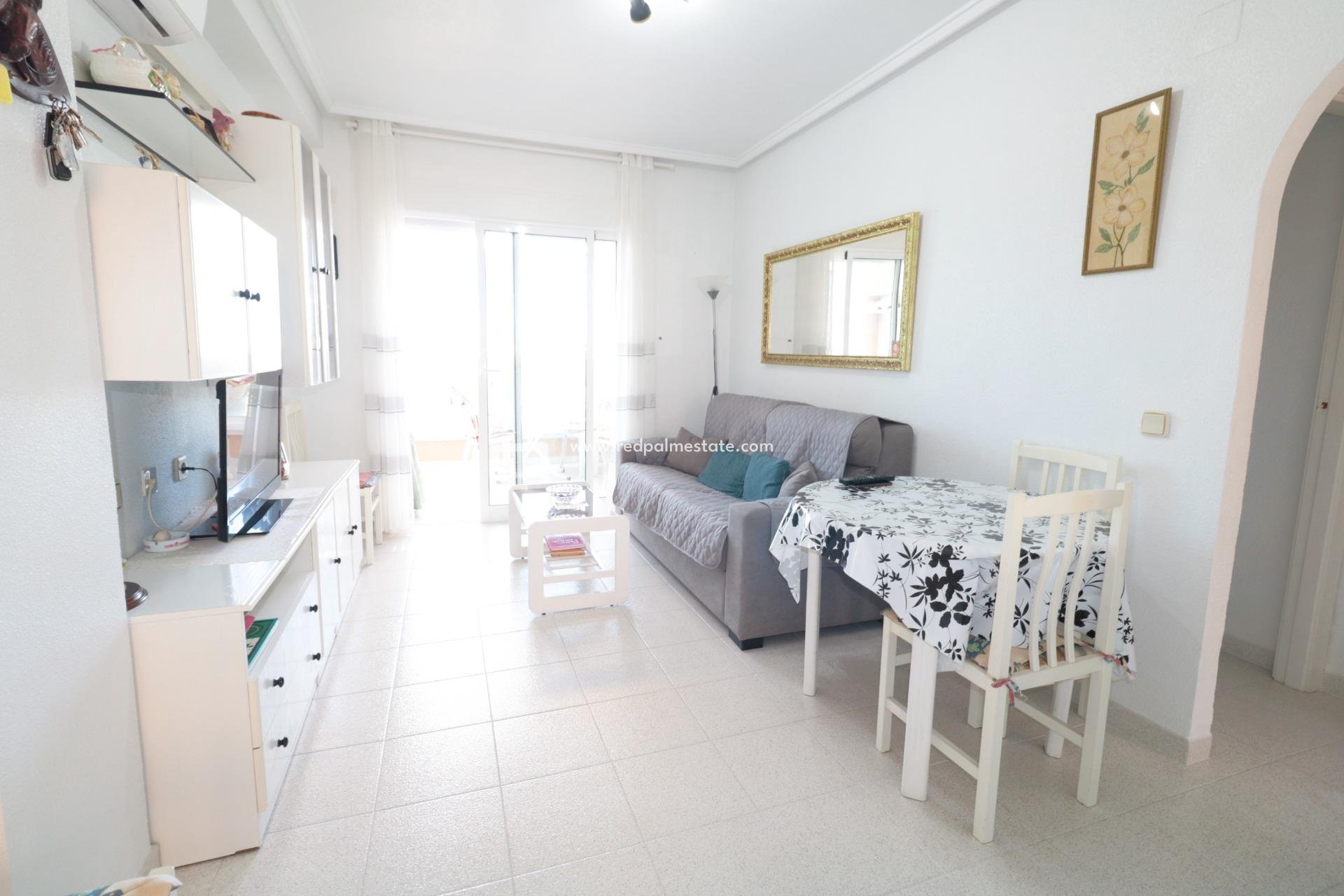 Resale - Apartments -
Torrevieja - El Acequión - Los Náufragos