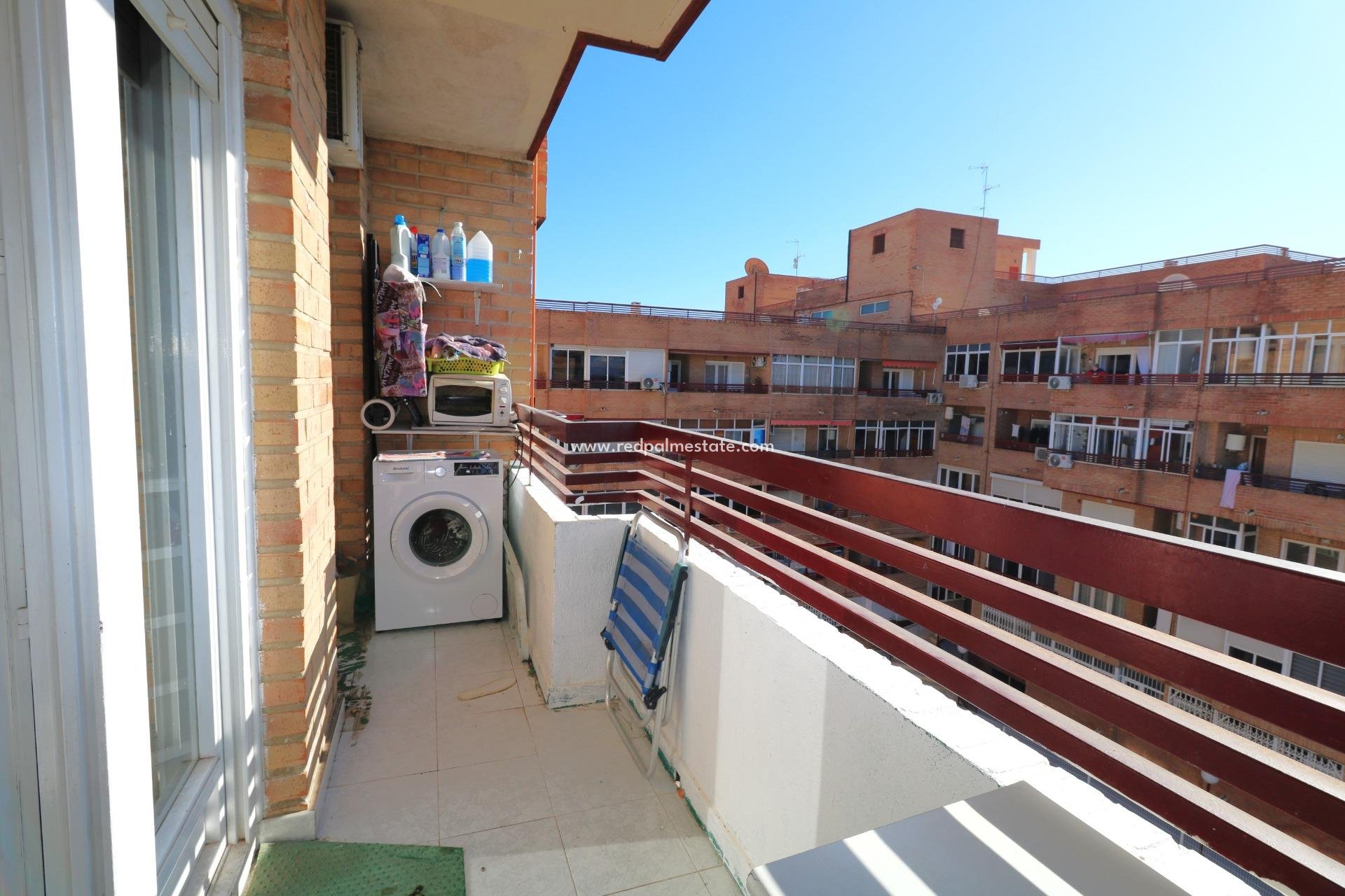 Resale - Apartments -
Torrevieja - El molino