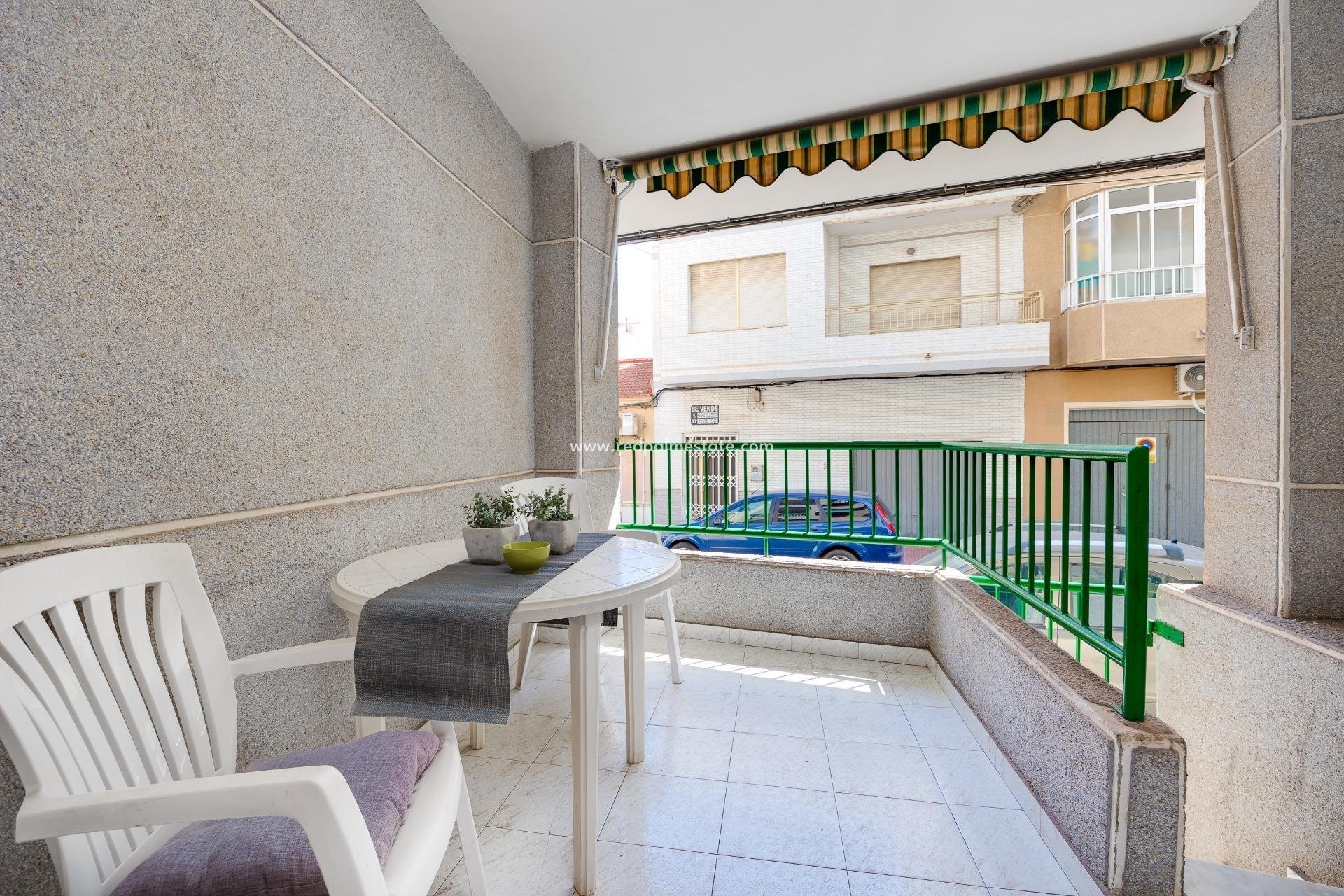 Resale - Apartments -
Torrevieja - Estacion de autobuses