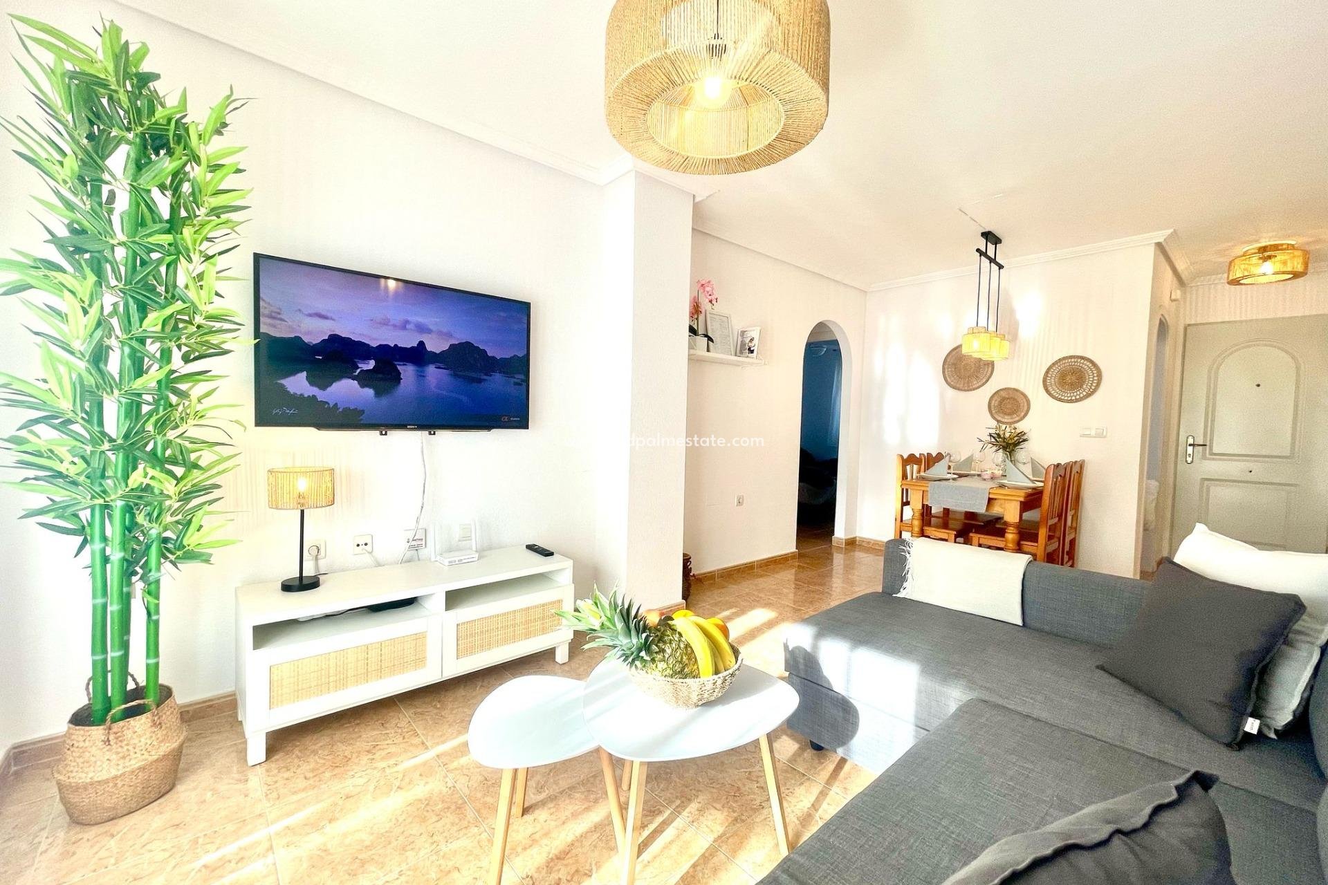 Resale - Apartments -
Torrevieja - La Mata