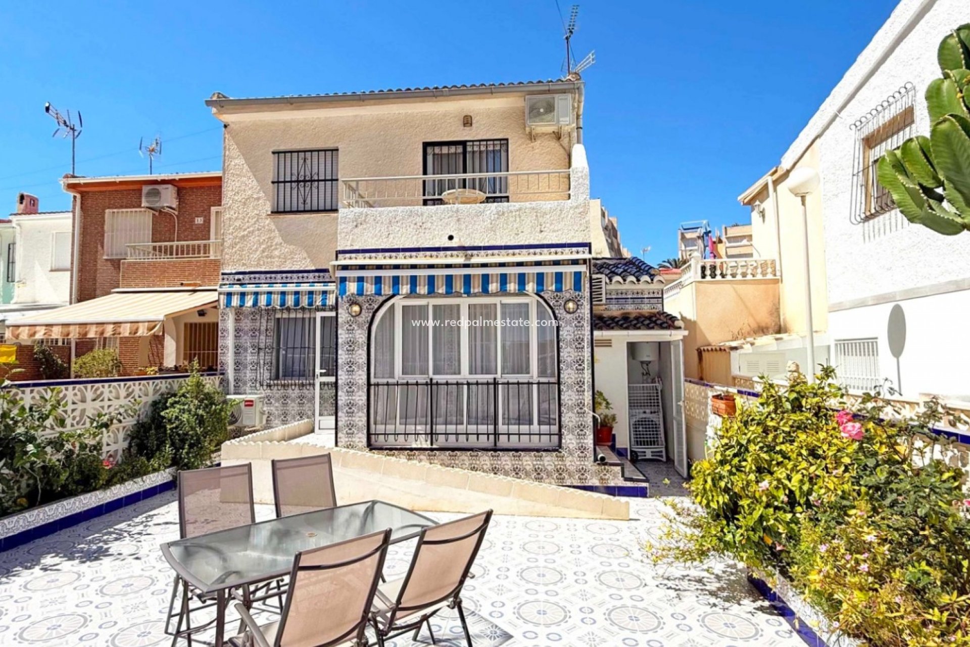 Resale - Apartments -
Torrevieja - La Mata