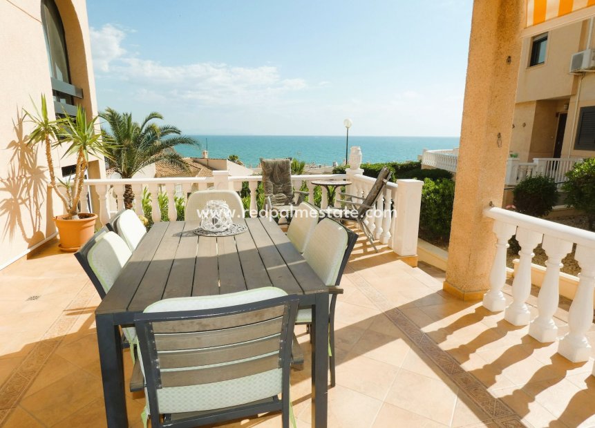 Resale - Apartments -
Torrevieja - La Mata