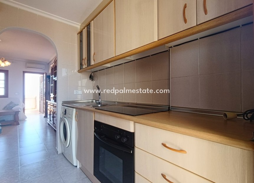 Resale - Apartments -
Torrevieja - La Mata