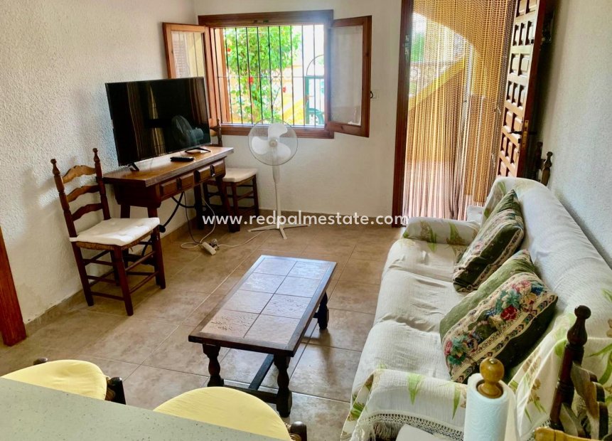 Resale - Apartments -
Torrevieja - La Mata